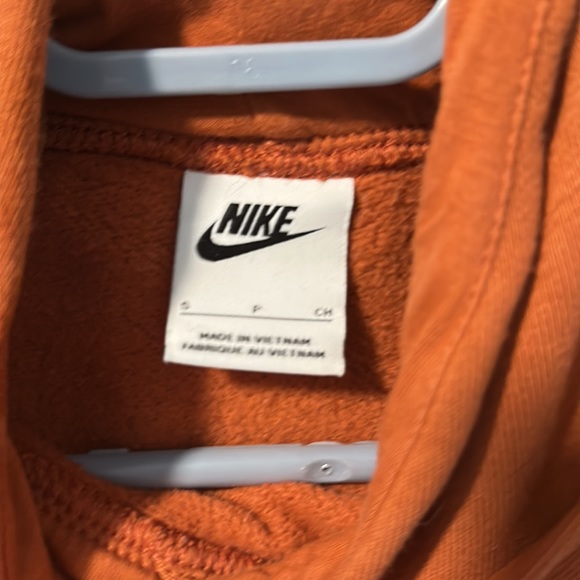 Orange cropped Nike Swweatshirt - Picture 4 of 4